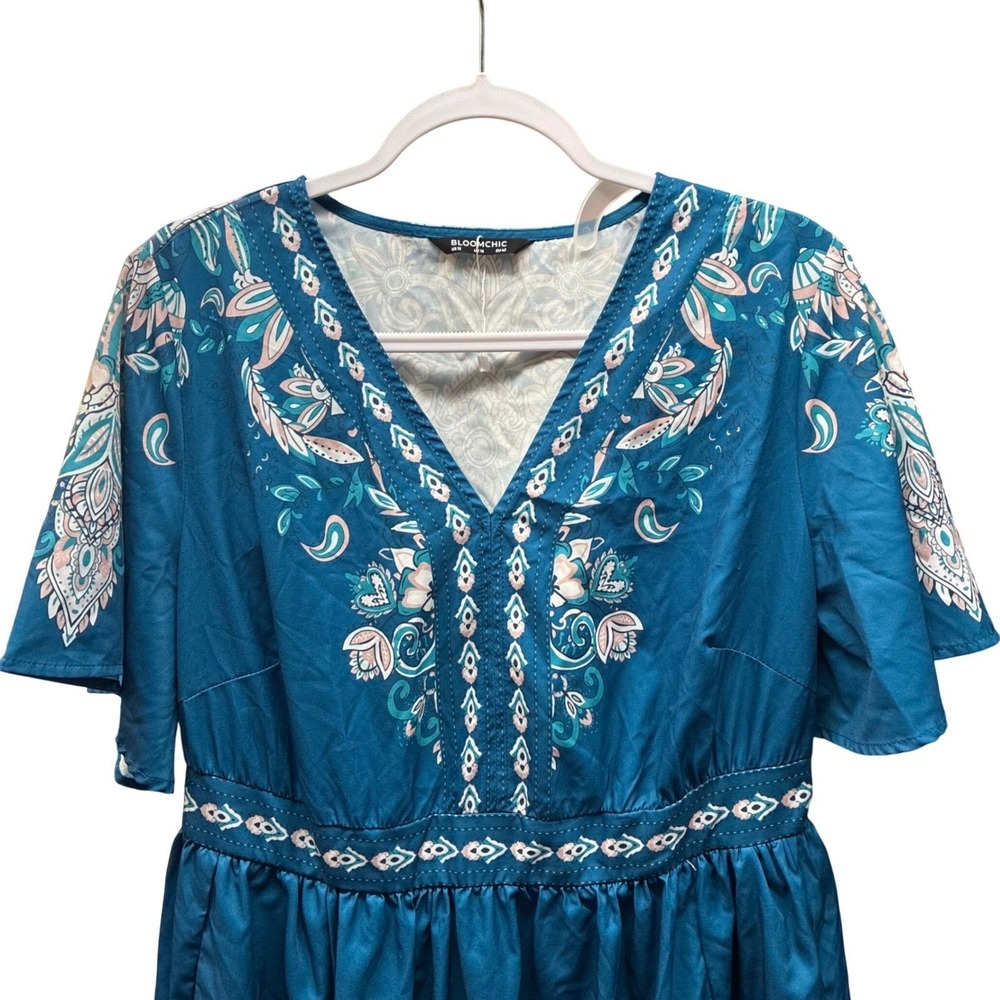 BloomChic Blue Floral Boho Dress NWoT 12 V Neck Flutter Sleeve Empire Boho Chic - Picture 3 of 10